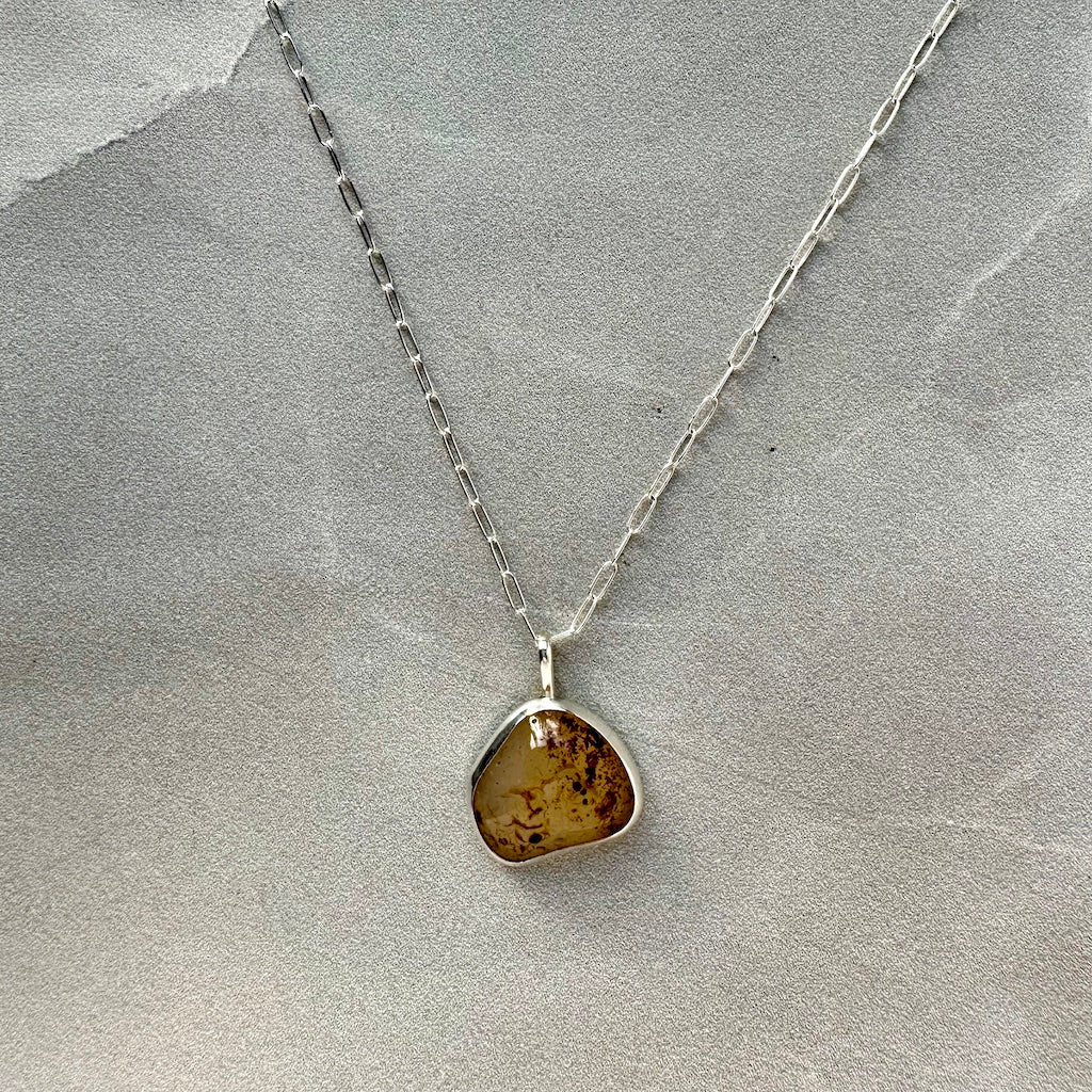 river agate necklace
