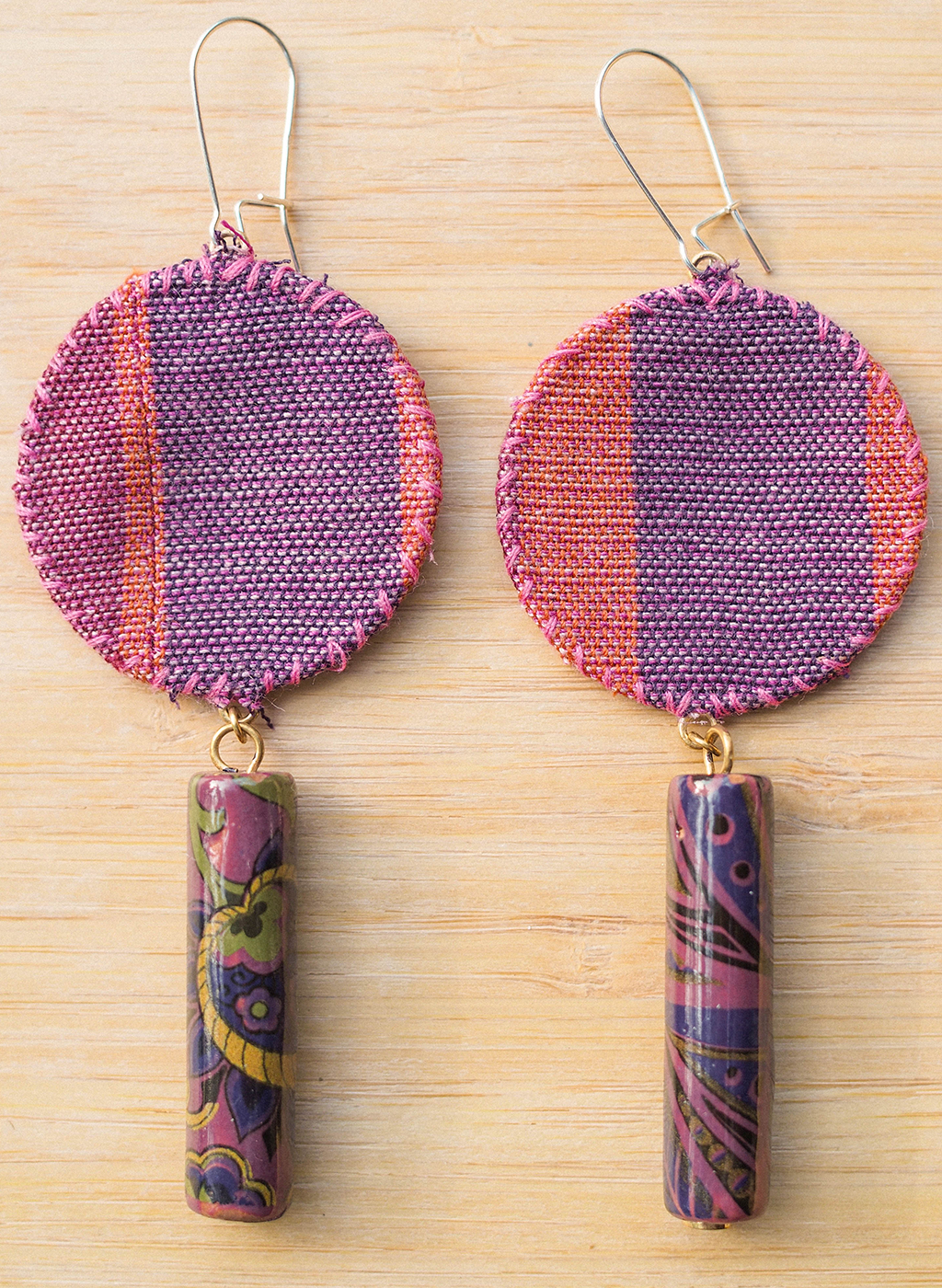 kantarines shield earrings (purple)
