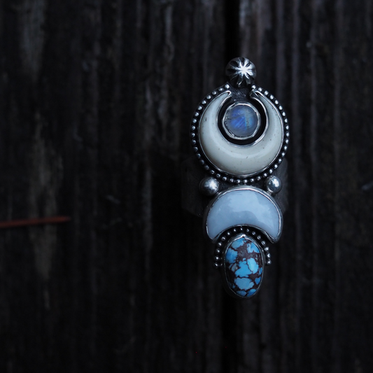 moon witch protection ring | size 7