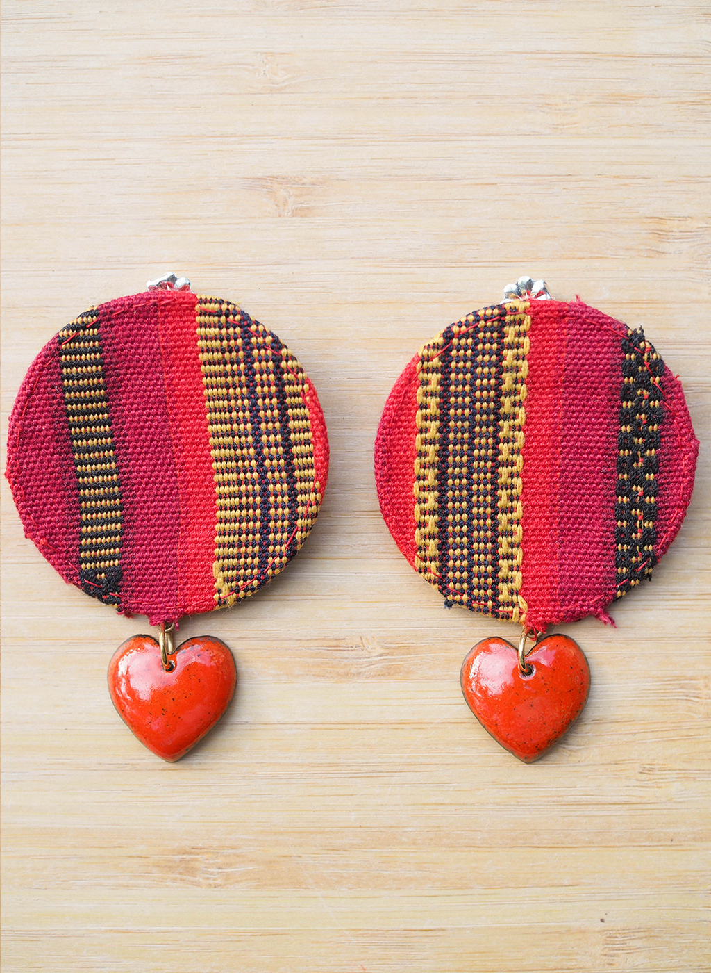 pigpigi shield earrings