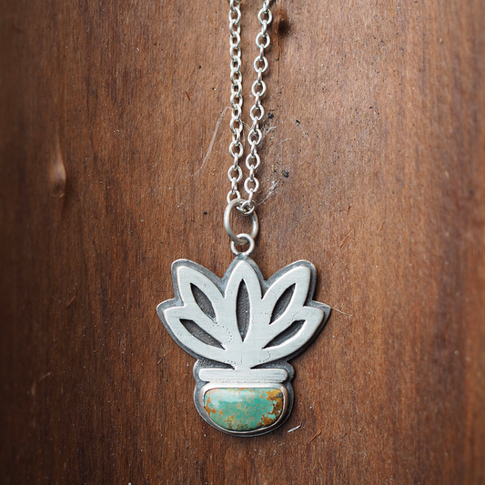 plant friend necklace 2