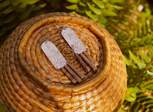 cliffside earrings