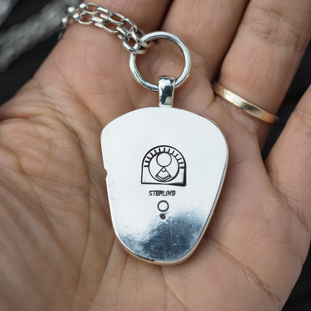 shield bearer talisman